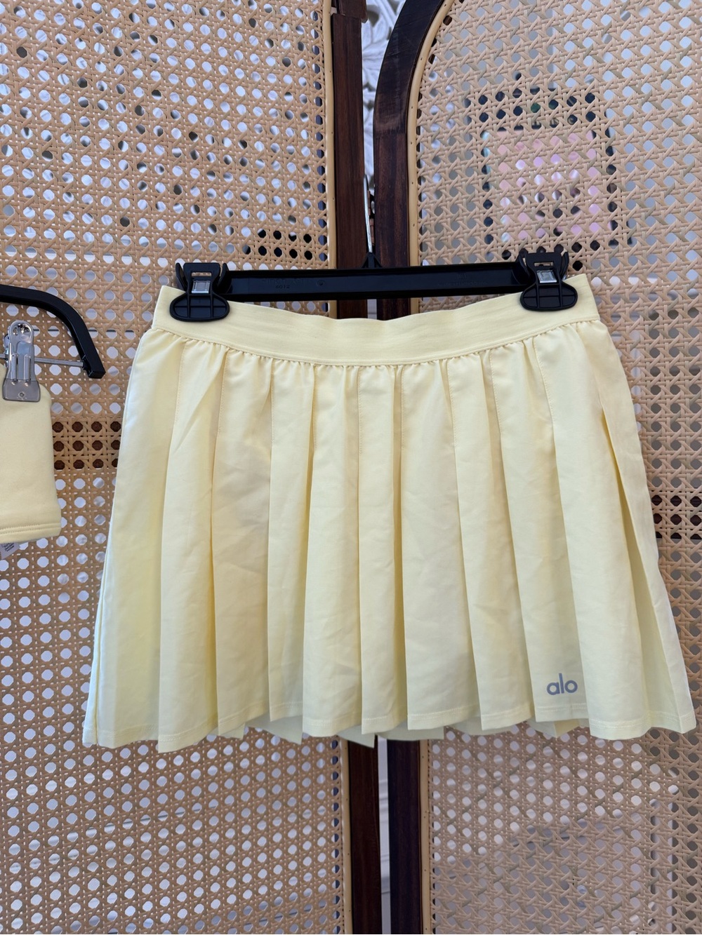 Alo NEVER WORN Yellow Two-Piece Tennis Set - Picture 5 of 8